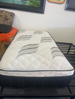 Twin pillow top