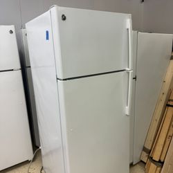 GE Refrigerator And Freezer 