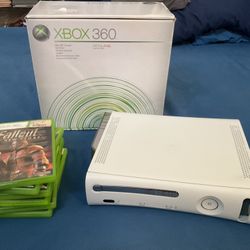 Xbox 360 Fat Good Condition Original Box 120$