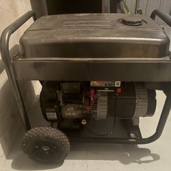 Briggs & Stratton EXL8000 Generator