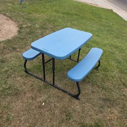 Lifetime kids table!