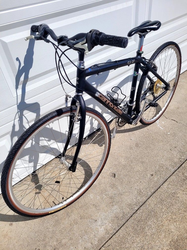Bike 24 Speed Cannondale Road Bike
