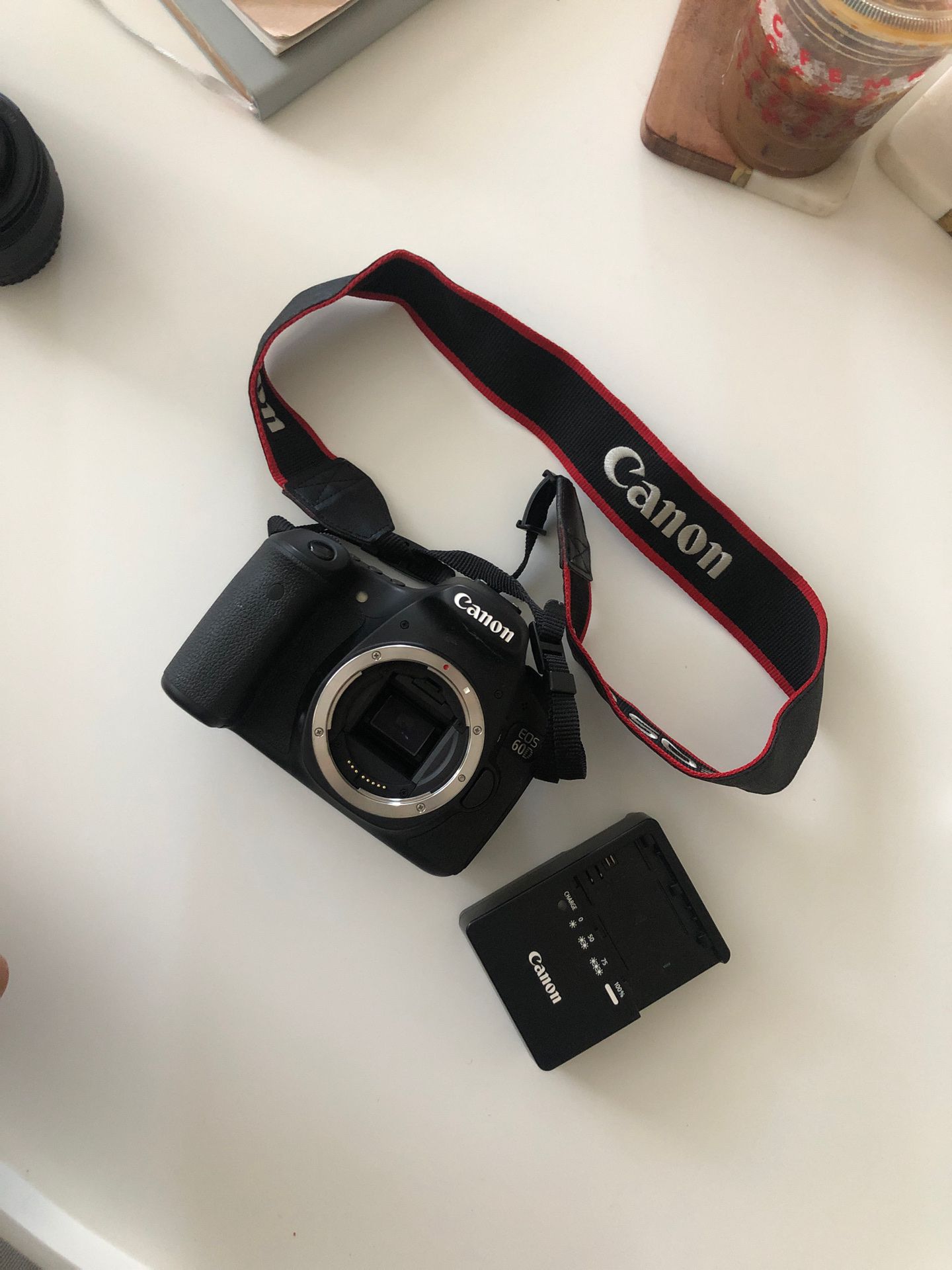 Canon EOS 60D camera (body and battery charger)