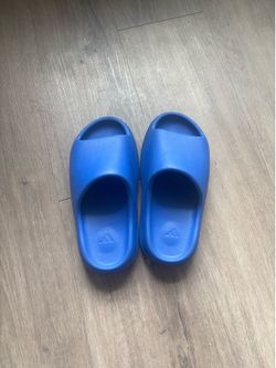 Yeezy slides