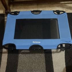 Dog 🐕 Bed.   30 X 20 7 Hi