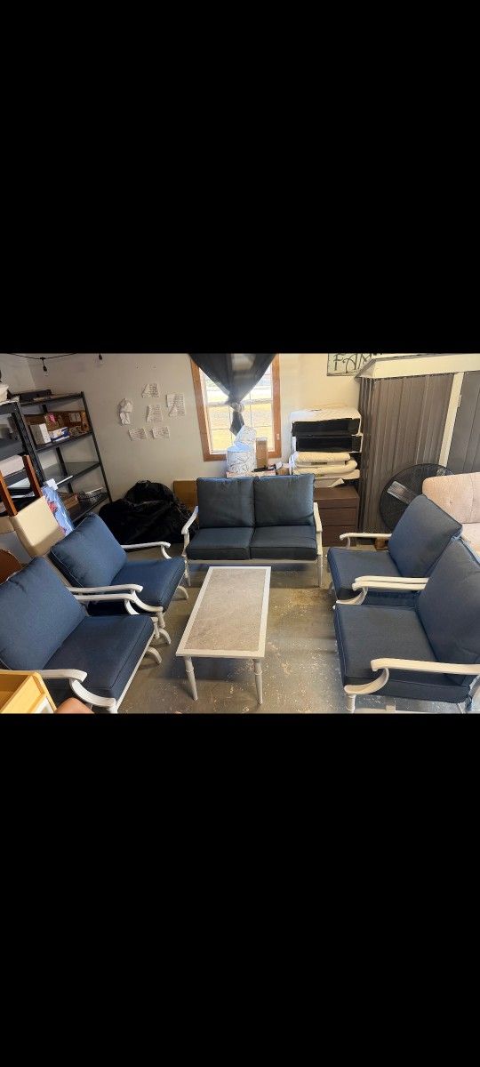 6-Piece Patio Conversation Set with Blue Cushions