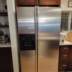 Kitchen Aid Refrigerator 