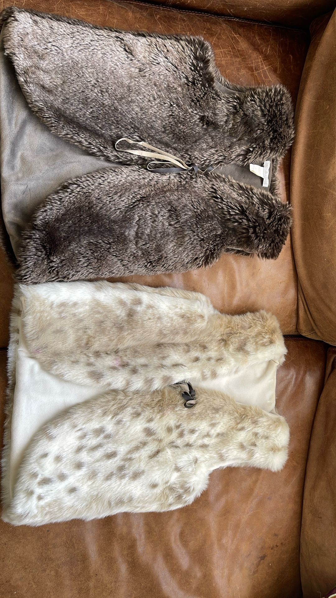 Girl’s Vest (twins) Fur , 5-7 yo