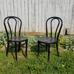 Pair Black Bentwood Cafe Chairs Kitchen Porch Accent Ice Cream Parlor Vintage