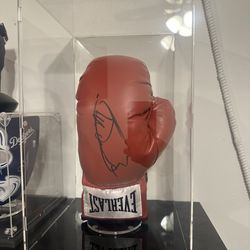 SIGNED CANELO ALVAREZ GLOVE