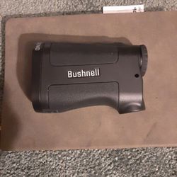 Bushnell Legend Range Finder