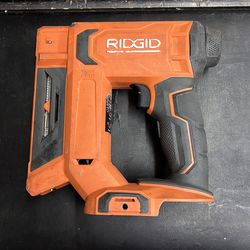 Ridgid 18V Cordless 3/8” 3/8in T50 Crown Stapler Staple Gun R09897