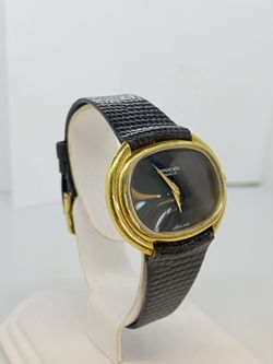 Vintage 33m Raymond Weil Geneve Swiss Made Wind Up Stainless Steel Back Ladies Oval Watch