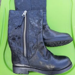 Leather Coach Valentine Ladies Boot Size 7 1/2 B 