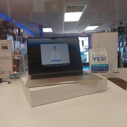 Apple MacBook Air On Cash Deal $799