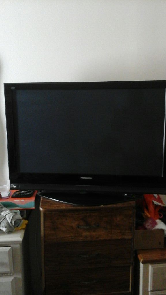 42" Panasonic vieta