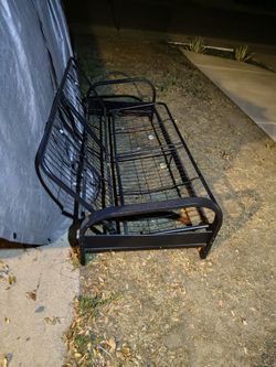Futon frame