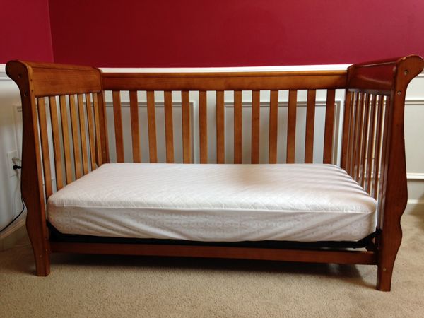 Graco Shelby Classic 4 In 1 Convertible Crib Cappuccino For Sale