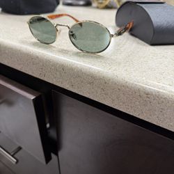 PRADA SUNGLASSES 