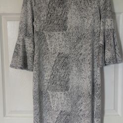 Black And White Woman's Dress SZ 8