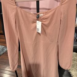  H&M Pink Long Sleeve Textured Dress – Size 2– Minor Flaws