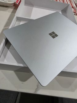 Microsoft surface laptop 13 2025