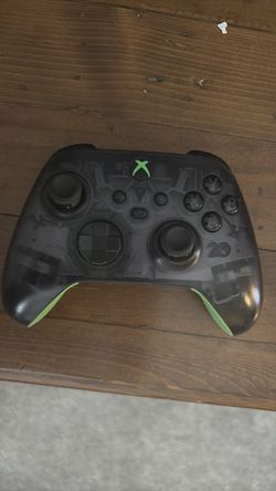XBOX 20th annieversary collectors controller