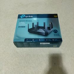 TP Link AC5400 Router - Like New!!