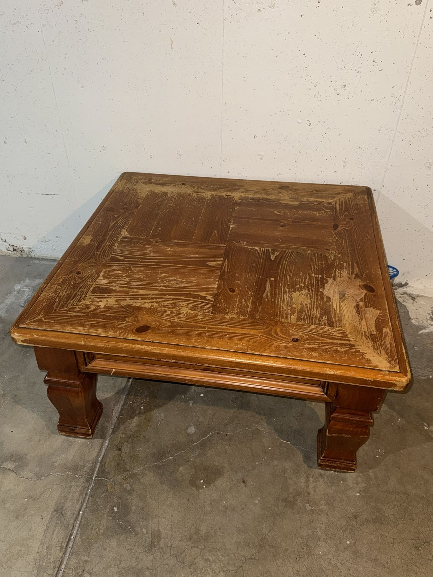 Wooden Coffee Table With Matching Side Table 