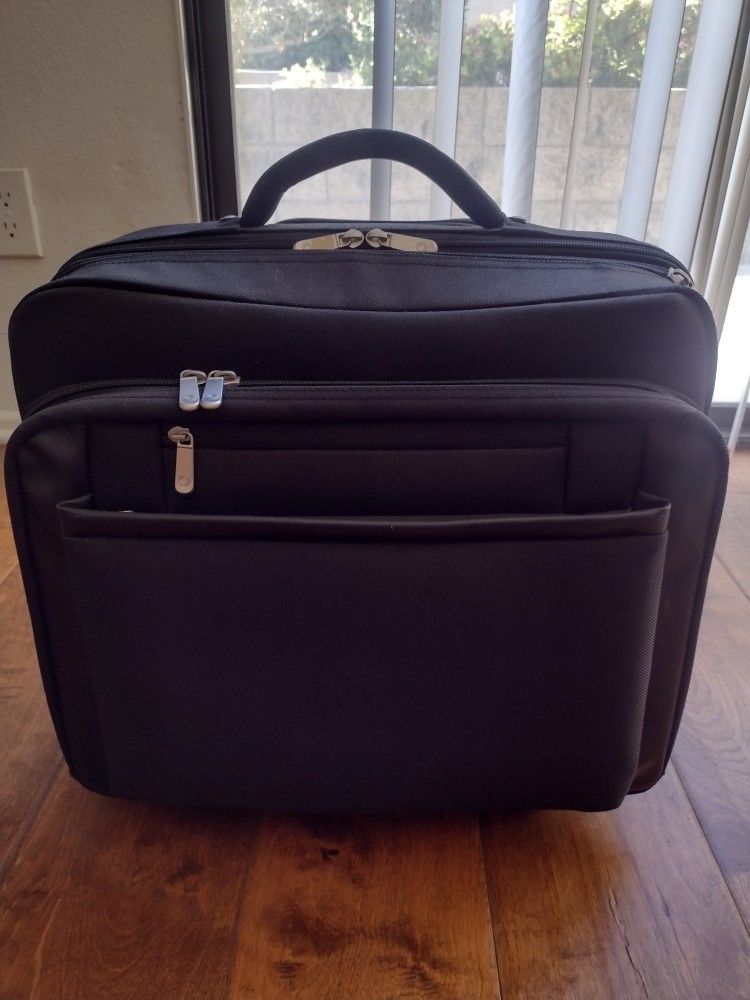 Rolling Laptop / Work Bag (Multiple Compartments)