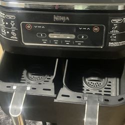 BRAND NEW Ninja 4-in-1 Double Basket 8Qt AIRFRYER 