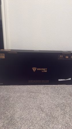 Sscret Lab Desk Riser