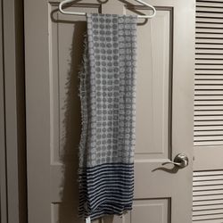 Womens Lightweight Blue And Grey Scarf NWT Caracol 