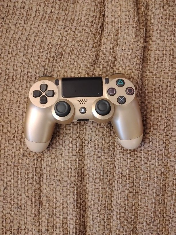 PS4 Controller 