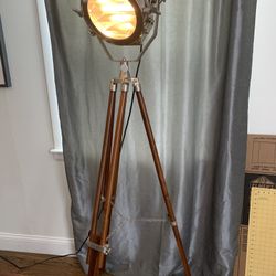 Floor Standing Lamp