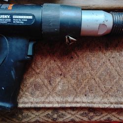 Husky Vibration Damped Medium Stroke Air Hammer
