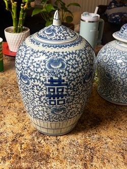 Blue and white jar