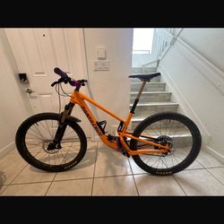 Santa Cruz Tallboy X0 AXS carbon CC 2023, stem industry nine, flat pedals stamp 7, dropper post fox factory . 29”
