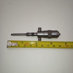 The l.s. starrett co.
Gage 