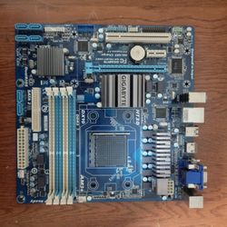 GIGABYTE Motherboard 