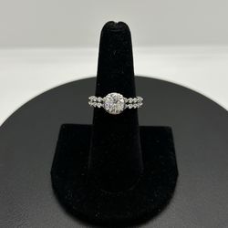 BRAND NEW 18KW 2.02CTW Round Engagement Ring