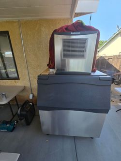 Scotsman commercial ice machine