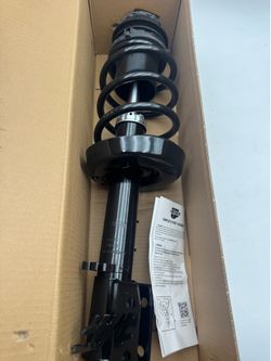 Front Left Driver CarQuest 18-816328 Strut-Coil Spring 2001-03 Saturn L100 L200