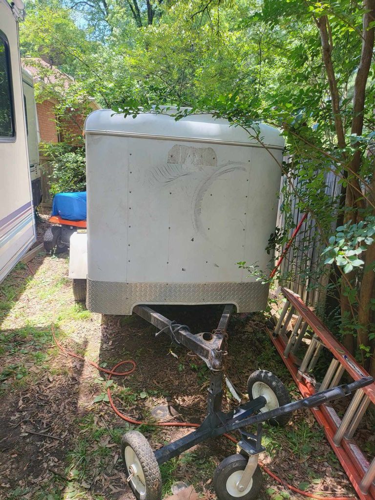 5x8 Enclosed Trailer.