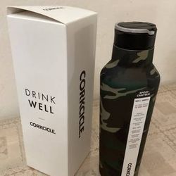 Corkcicle Canteen - Water Bottle and Thermos