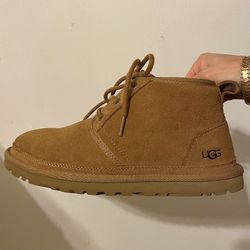 Uggs Womens Neumel Leather Shoes Chukka