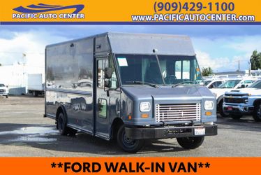 2019 Ford E-450 Stripped