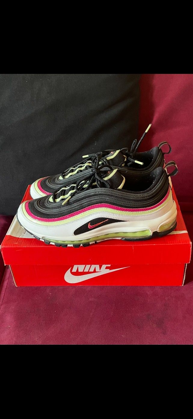 Nike Air Max Size 10