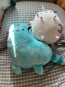 Pusheen plushies