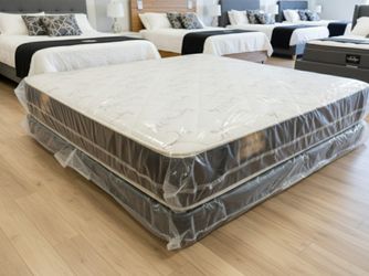 Queen Size Mattress Plush Firm High Quality Mattress New Mattress Bed 